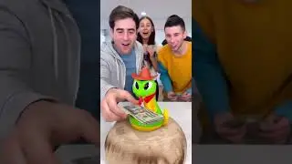 Don&rsquo;t Get Bitten! 🐍 Money Snake Challenge &ndash; Hilarious Reactions!@novaflect #kidsvideo #snake #game