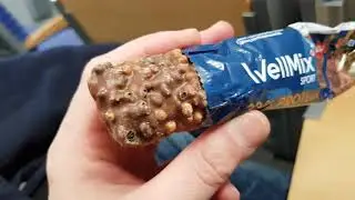 Rossmann Proteinriegel Wellmix Double Choc im Test