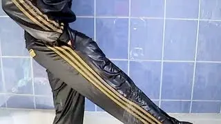 Adidas Chile 62 Tracksuit 5 - Getting Wet