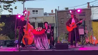 April Mae & The June Bugs - Jump In The Line