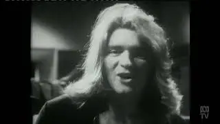Masters Apprentices - Turn up Your Radio - HD