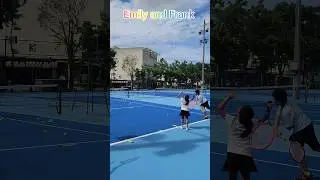 Emily&rsquo;s Hot Sunny Day Tennis Practice |Group Class & PE Training艾米莉炎熱晴天網球課｜團體課 & 體育鍛煉#emilyandfrank