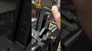 Распаковка RCBS Rock Chucker Supreme Press - эксклюзивная модель в матово-черном цвете.