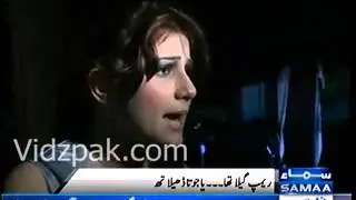 Pakistani model falls on ramp during catwalk