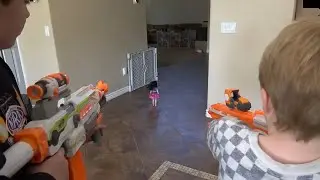 Crazy Doll Returns! Sneak Attack Squad Wild Nerf Blaster Mayhem! ExtremeToys TV