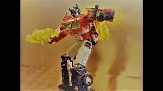 Transformers WFC Netflix Autobot Optimus Prime