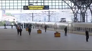 Wuhan's Outbound Trains Resume Operation as Lockdown Ends