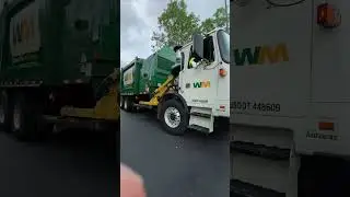Autocar ACX Python 108942 #garbagetruck  #truck