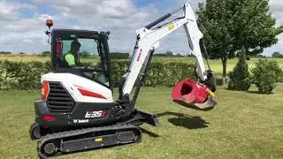 K&ouml;p Minigr&auml;vmaskin Bobcat E35Z med tiltrotator p&aring; Klaravik