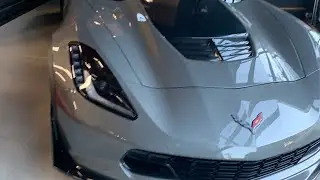 The VAULT car gallery walk 👌🏾🔥🔥