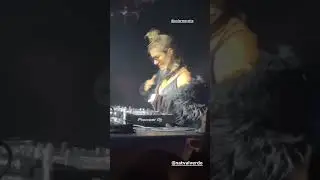 Nat Valverde na Listen Party