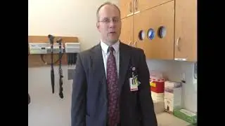 What medications or treatments can help ease acute low back pain?