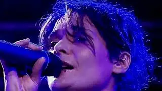 Zero 7 (with Sophie Barker) -  In The Waiting Line (Acoustic) (Glastonbury 2004)