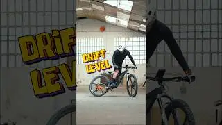 DRIFT LEVEL? 🤪#bicicleta #ciclismo #trucos #tips #consejos #aprender #tricks #mtb #bike #drift