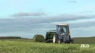 Silage 2013 Ford 6600 Tractor Wrapping