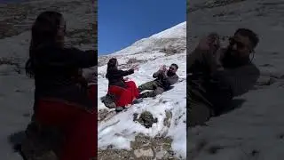 Sunny Deol shares a CUTE video as his mom THROWS snowballs at him! 😍 #shorts #sunnydeol #mothersday