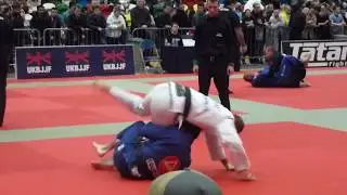Thiago S&aacute; vs Julien Cazier - FINAL - IBJJF London Winter Open 2015 - Black Adult - Medium-Heavy
