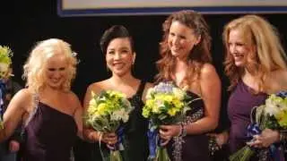 Happy New Year 2014 - My Linh and Vocalettes (High resolution)
