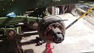Rear suspension trunnion reassembly tips.