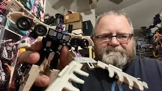 Ionacus toy reviews #799 transformers classics tankor(aka octane)