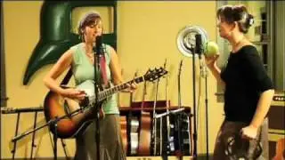 Folktowne.com presents Indian Summer Jars performing Columbus