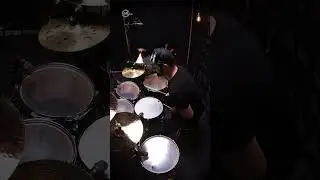 Tom Groove 🙌 #drumfill #drumlessons #drummer #drumsticks #metaldrummer #sessiondrummer