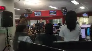 Penampilan Tony Memmel n Friend lagu My Baby di redaksi news