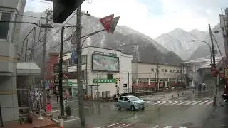 宇奈月温泉  温泉噴水広場&踏切前交差点ライブ映像
