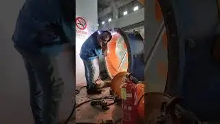 Repairing Elbow Suction Hydro Turbine, with ANDRITZ team welder #shorts #ANDRITZ #REDBO#solokselatan
