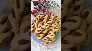 I pasticceri tengono segreto questa ricetta! Biscotti INTORCHIATE con mandorle pronti in 15 minuti