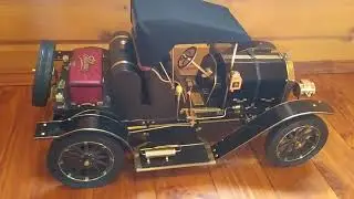 Эксклюзивный красивый предмет интерьера. Модель авто Pullman.