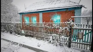 КУПИЛИ СТАРУ ХАТУ В СЕЛІ | РЕМОНТУЄМО СВЕРДЛОВИНУ |РОЗЧИЩАЄМО ДІЛЯНКУ З ARPAL | ХАЩІ ЗА ТИЩУ VLOG