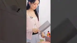 Zhao Liying shows off her knife skills！#foryou #shorts #cdrama #fyp #zhaoliying