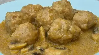 ALBÓNDIGAS EN SALSA DE CHAMPIÑONES 