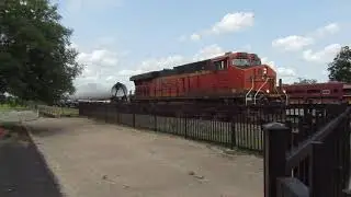 BNSF Wb windmill blade train rolling by the old depot. Brownwood,Tx  05/31/2025