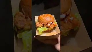 Juicy burgers at a Food Truck in Bannerghatta Road | BTM | Vijayabank layout | Howlers #burgers