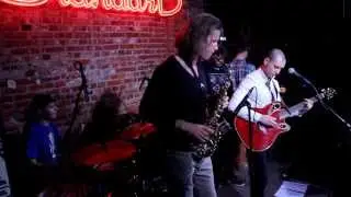 Rocky Road - Слышишь