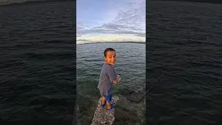 РЫБА ПРИБЛИЖАЕТСЯ! 🕺🎣😱😂🇵🇼 #рыбалка #палау