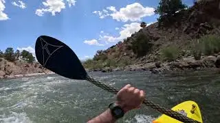 Kayaking Tincup Rapid, Arkansas River, 1000 CFS