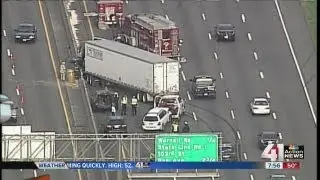 BIG backup past 10-car crash on I-435