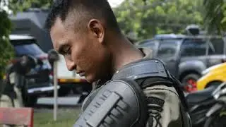 Brimob Menjadi Korban Sandra masa ceos!!!