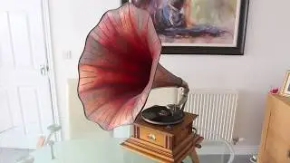 HMV Monarch Model V 1912 Horn Gramophone