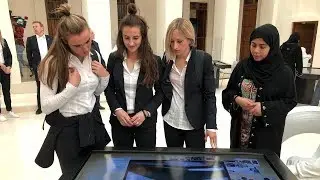 Kunst und Kultur neben dem Fußballplatz: Die FCB-Frauen beim Museumsbesuch in Doha