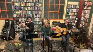SWIMMING TO THE OTHER SIDE - Folk Machine live at the Couth Buzzard - 1.17.2026
