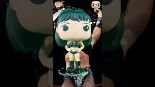 Unboxing Chyna &ndash; The Ninth Wonder of the World in Vinyl!