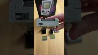 De LEGO Game Boy getest door onze reviewer! Bekijk hoe de set in elkaar zit en wat het resultaat is.