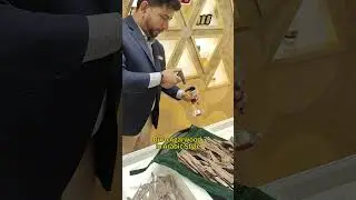 Burn Oud in Dubai mall🇦🇪,Magic Arabic vibe.#oud #agarwood #oudoil #taiyue #dubai #UAE #oudwood