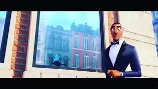 Lance Sterling sees his reflection in his pigeon form🐦