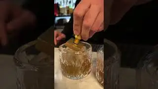 Old Money Cocktail Kinzie Chophouse Chicago #cocktail #oldmoney #steakhouse #mixology