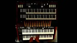 Hammond B3x vs Waterfall b3 organ&rsquo;s Leslie rotary speaker.